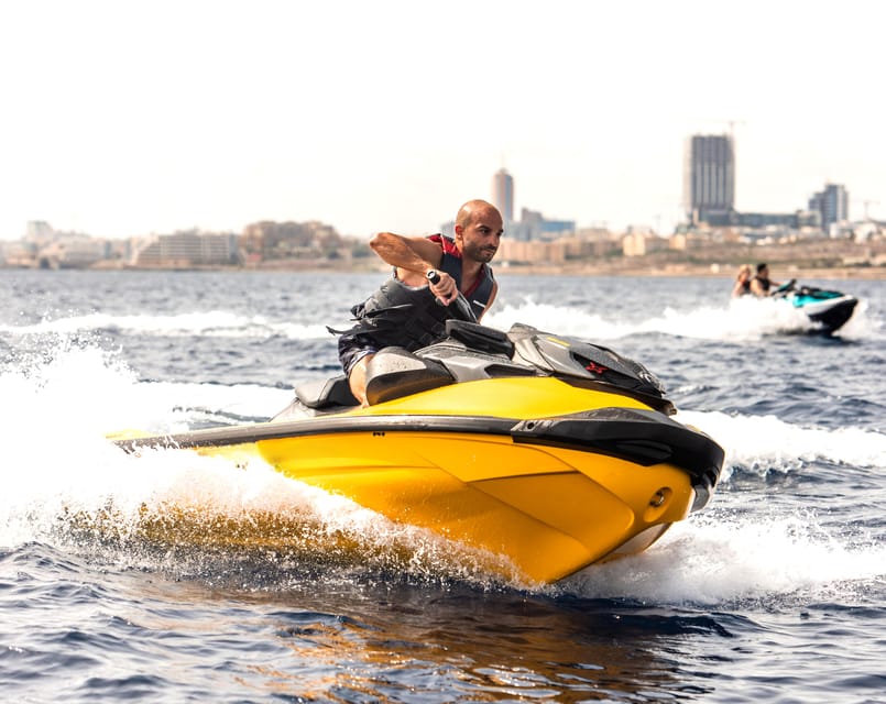 St. Julian's: Jet Ski Rental in St. George's Bay - Group size, timing, and the reality of waiting