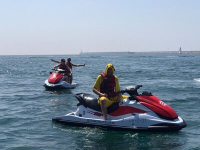 Valencia: Jetski experience with Guide - The security briefing that actually matters
